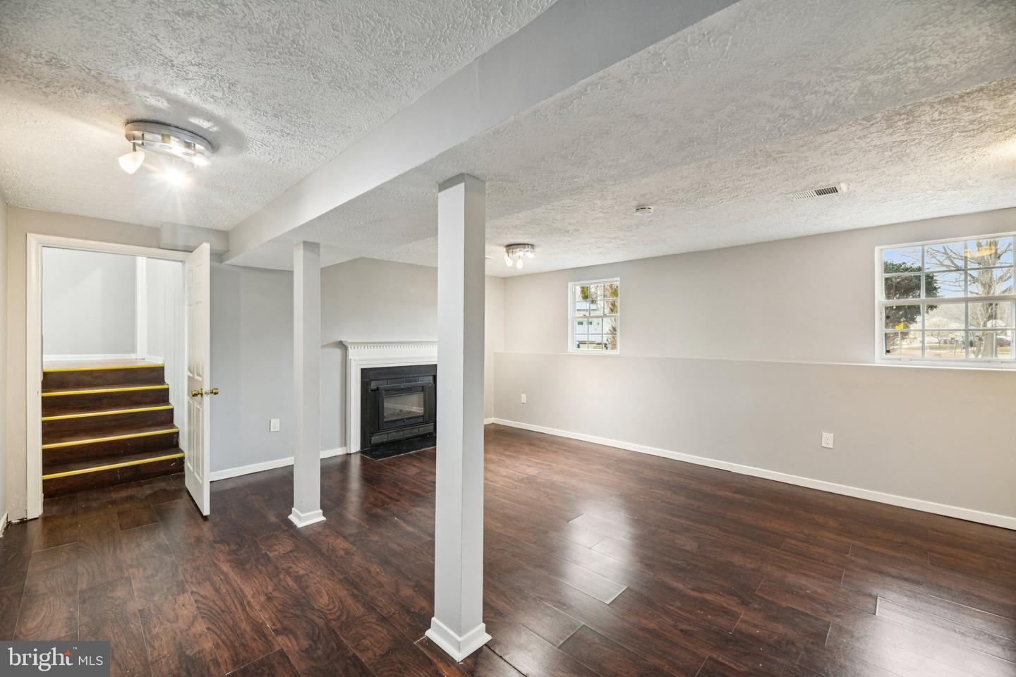 17209 Clairfield Ln Property Photo 38