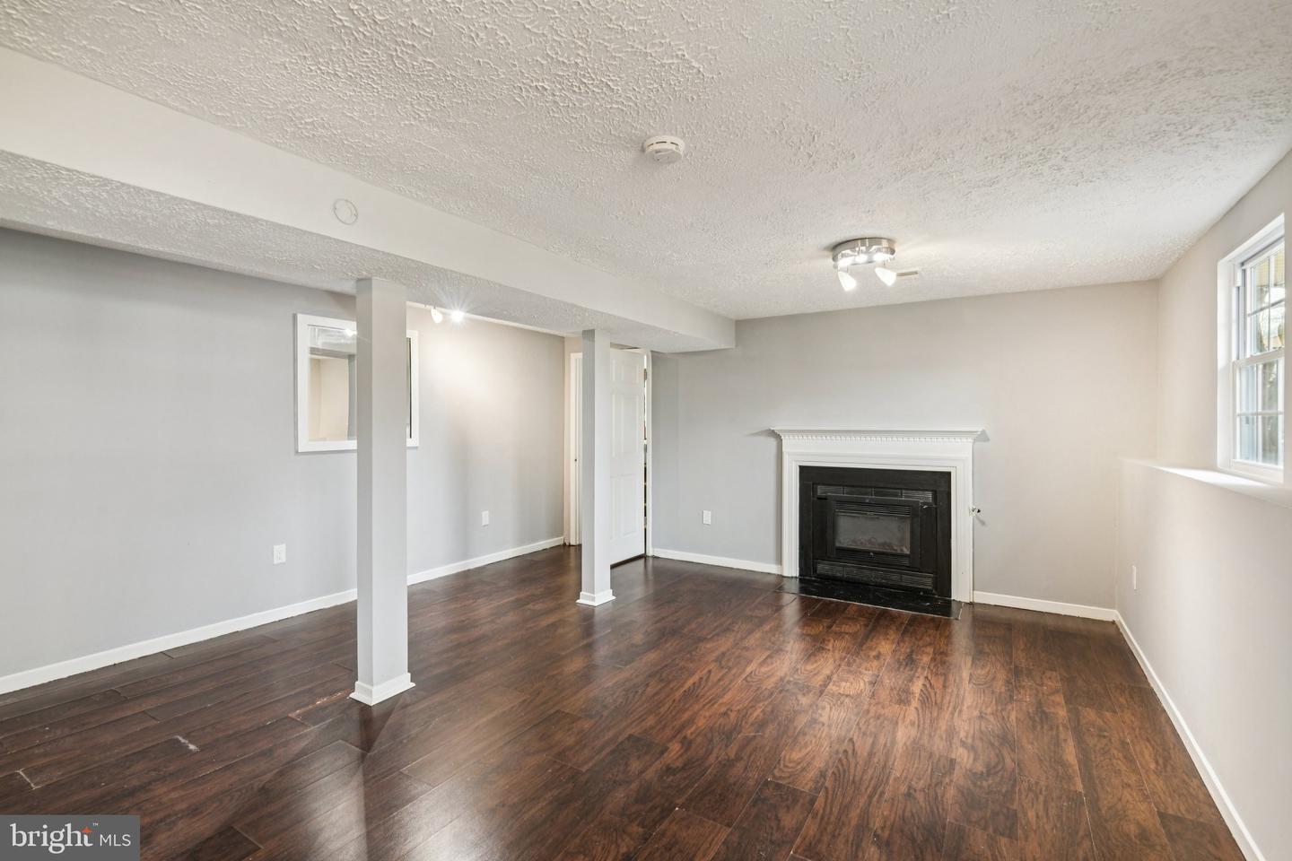17209 Clairfield Ln Property Photo 40