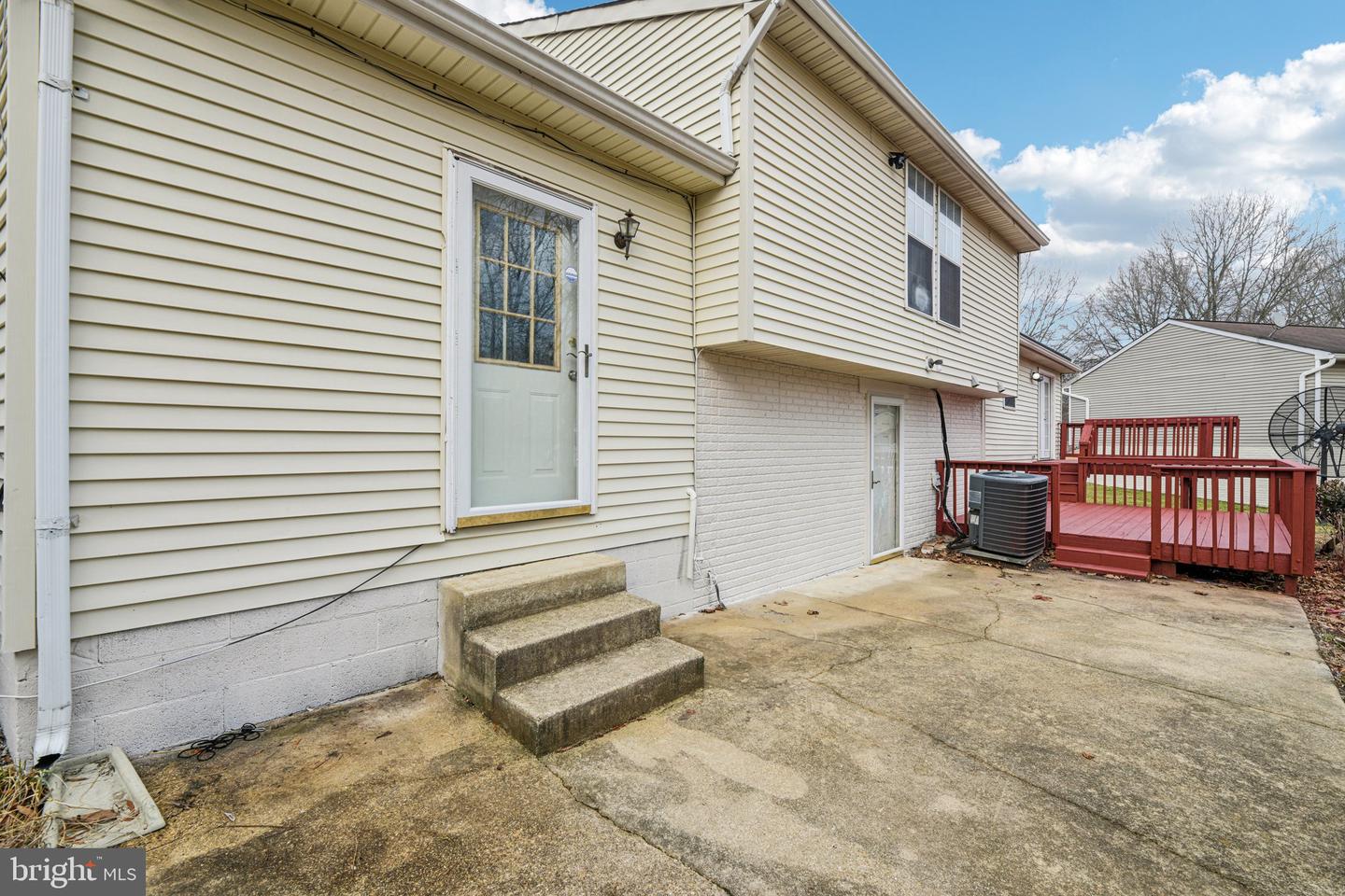 17209 Clairfield Ln Property Photo 51