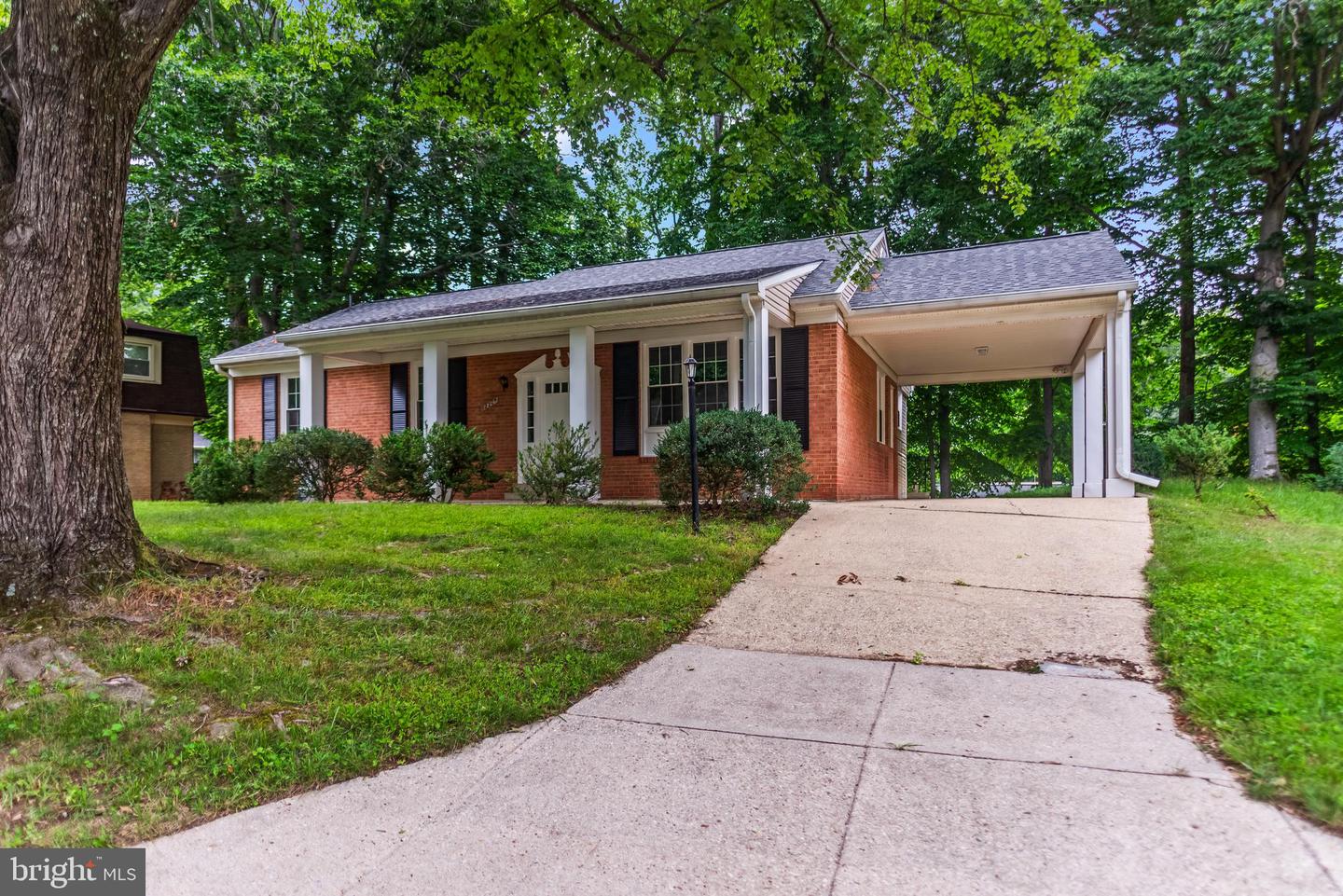 12204 Kinloch Ct Property Photo 1