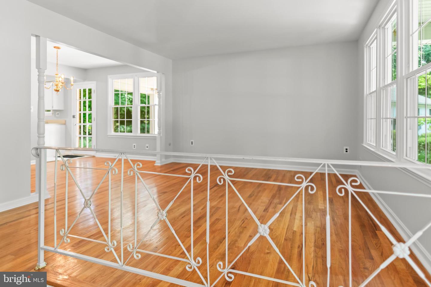 12204 Kinloch Ct Property Photo 5
