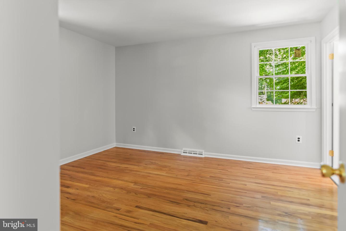 12204 Kinloch Ct Property Photo 16