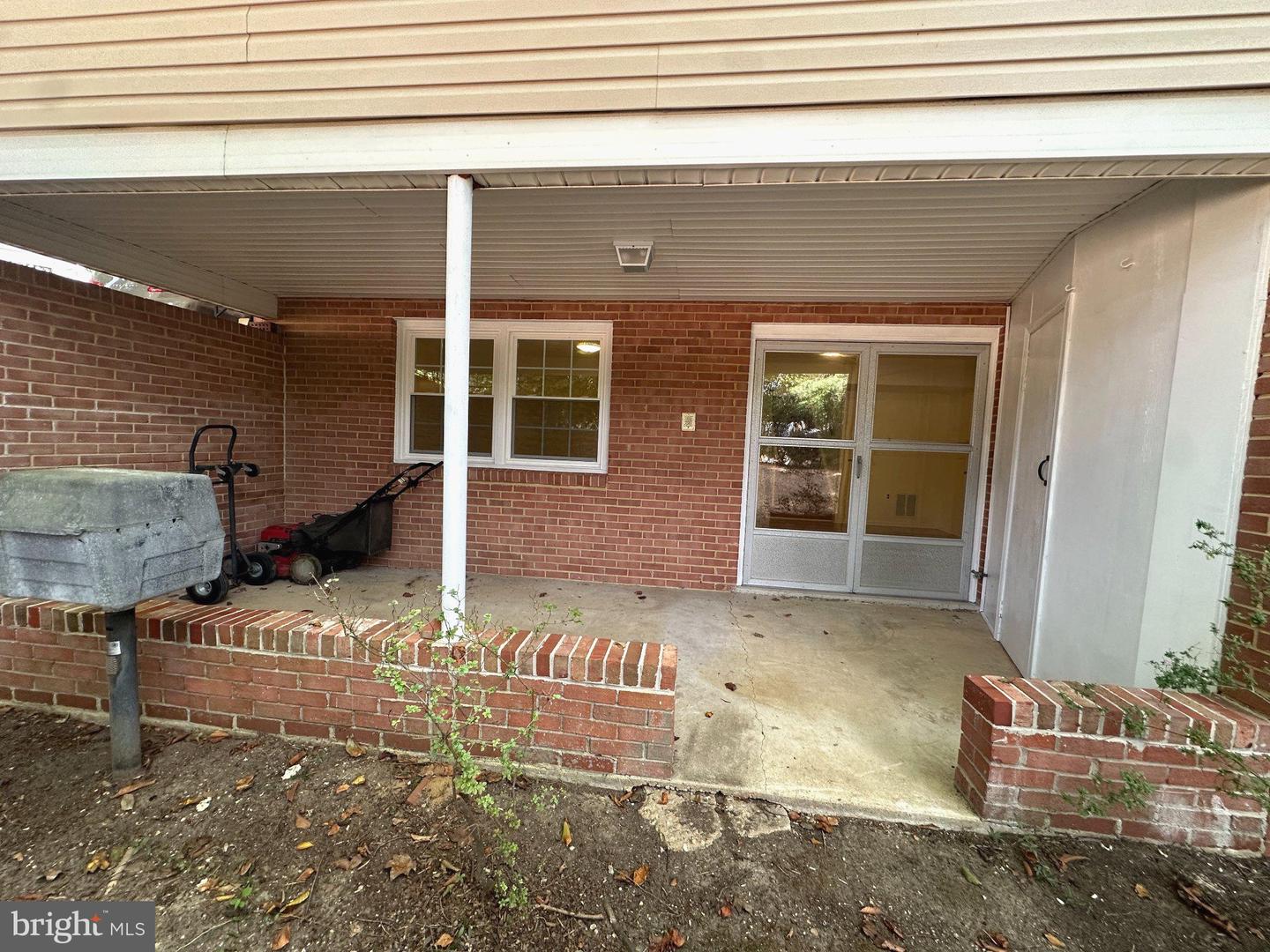 12204 Kinloch Ct Property Photo 38