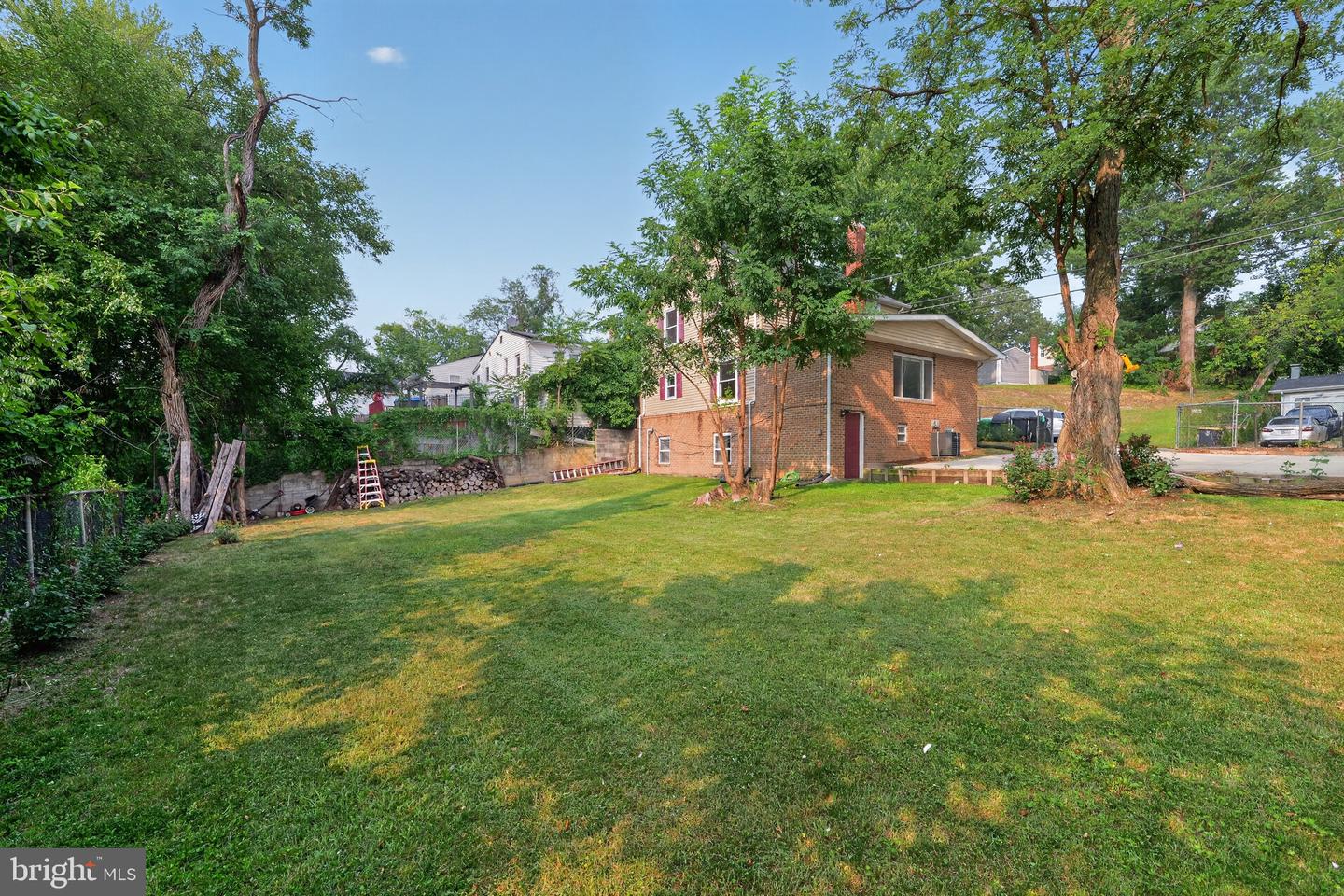 1113 Jansen Ave Property Photo 1
