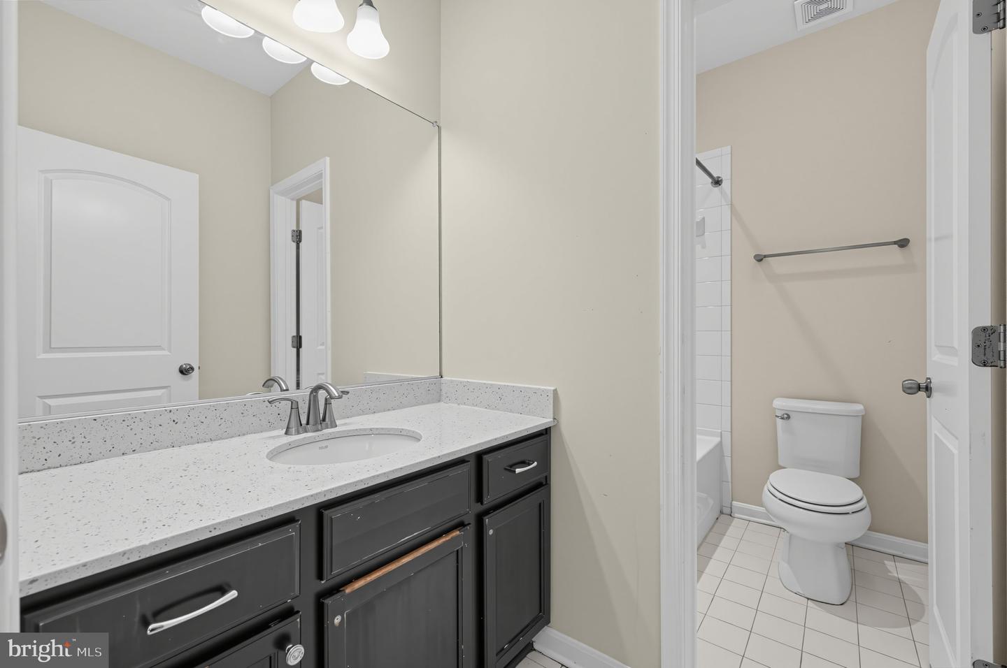 12200 Authur Ct Property Photo 29