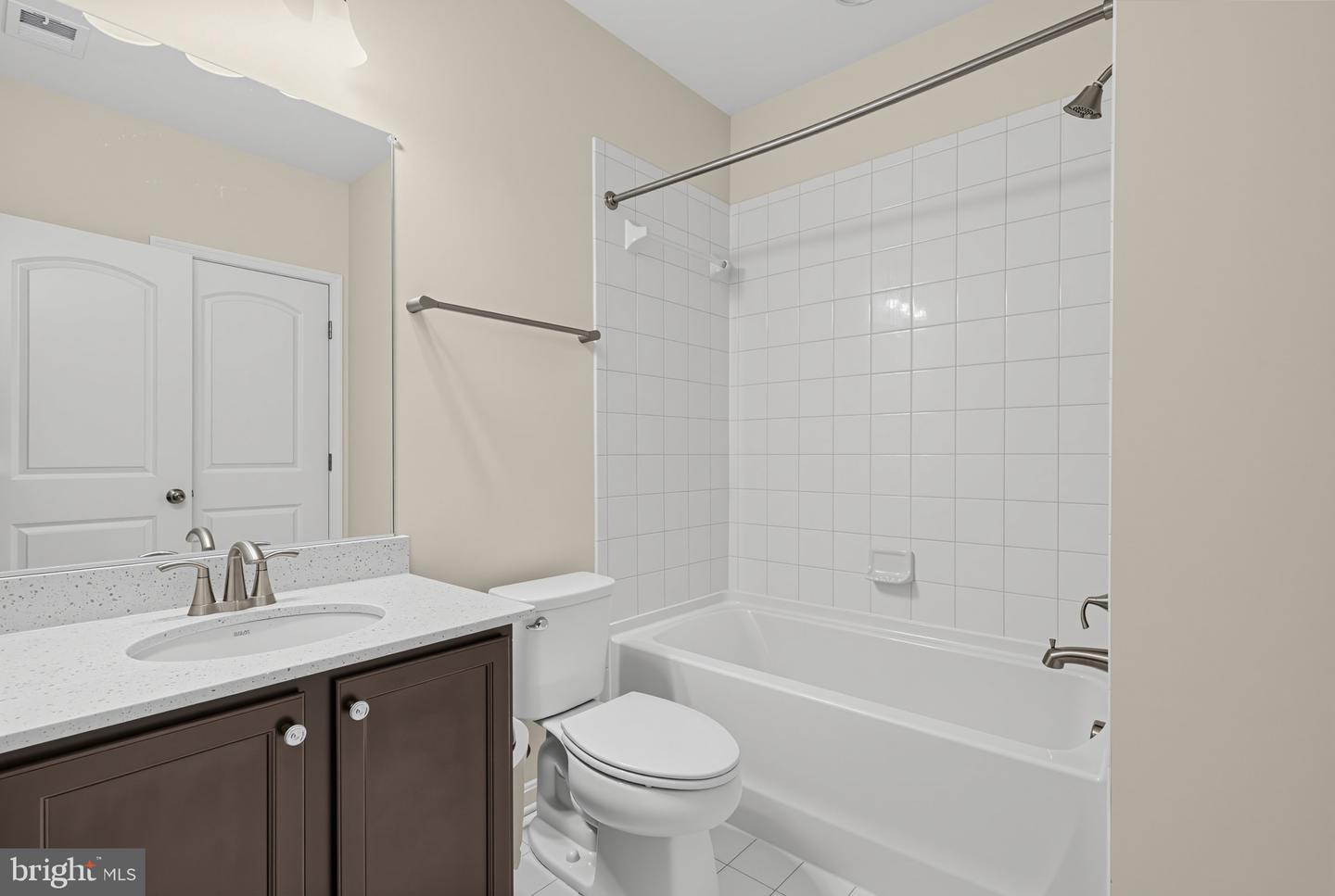 12200 Authur Ct Property Photo 38