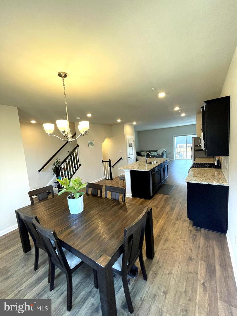 6510 Spoonbill Way Property Photo 6