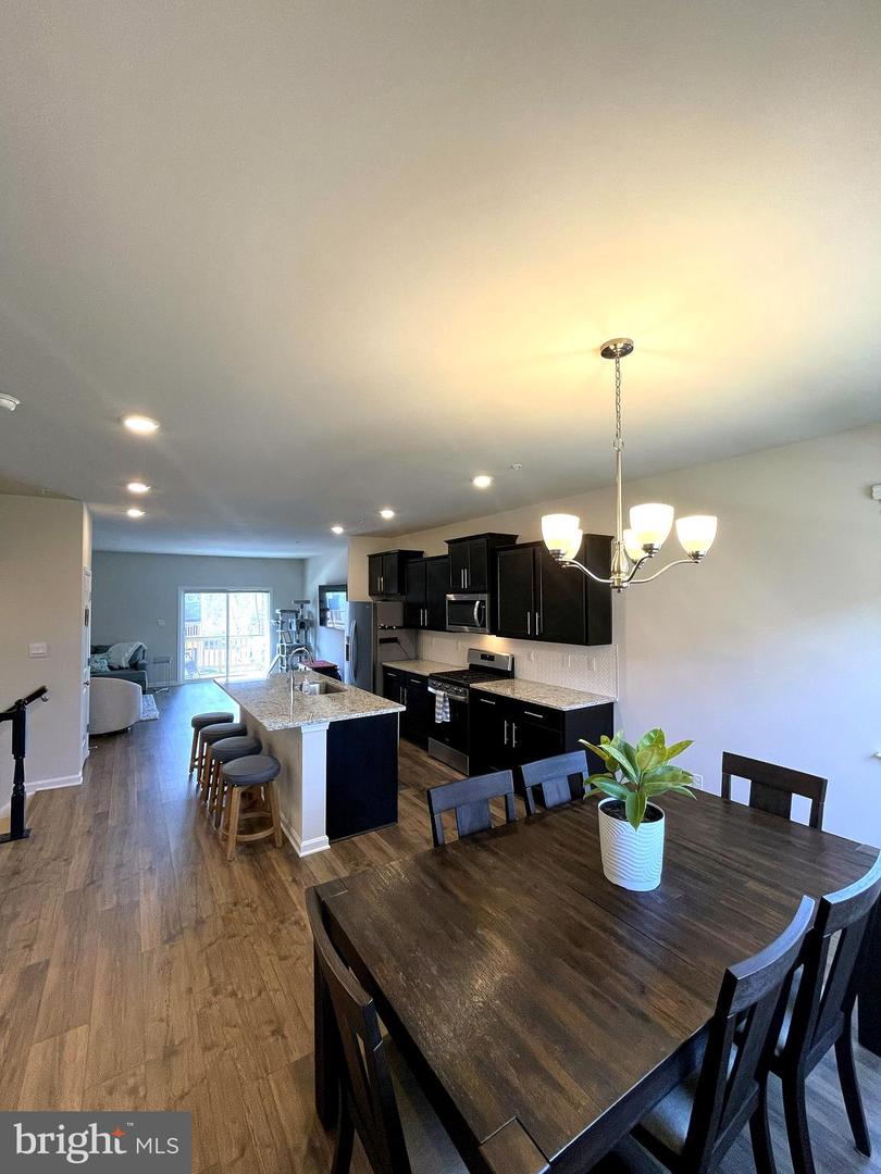 6510 Spoonbill Way Property Photo 9