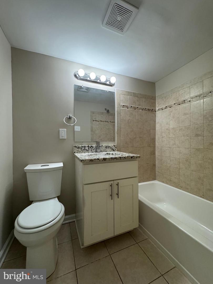 3815 Swann Rd #t2 Property Photo 3