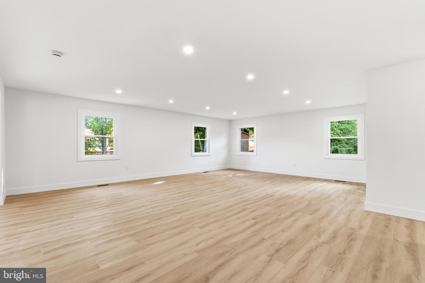 13010 Viewpoint Ln Property Photo 10