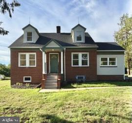 18507 Central Ave Property Photo 1