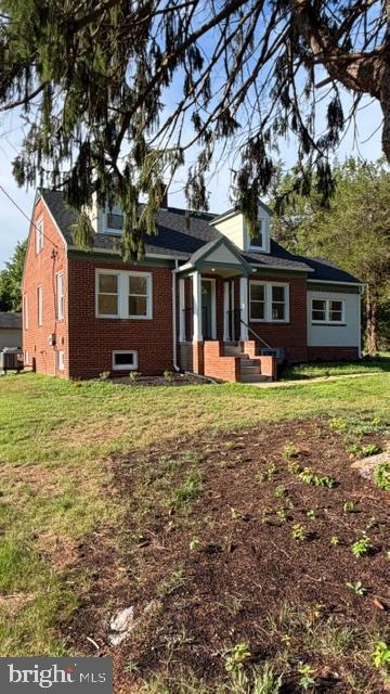 18507 Central Ave Property Photo 3