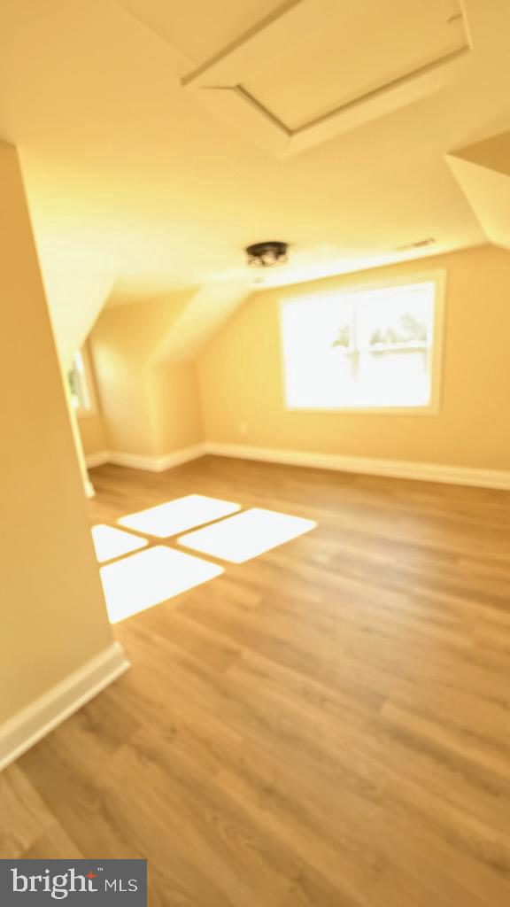 18507 Central Ave Property Photo 13