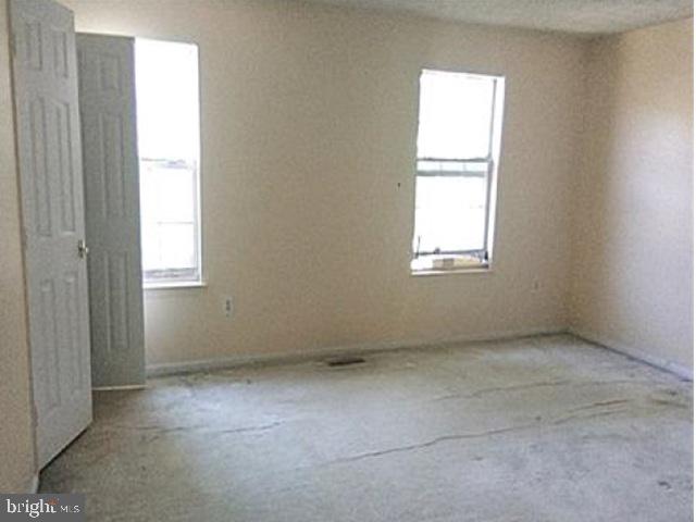 10711 Featherstone Dr Property Photo 8