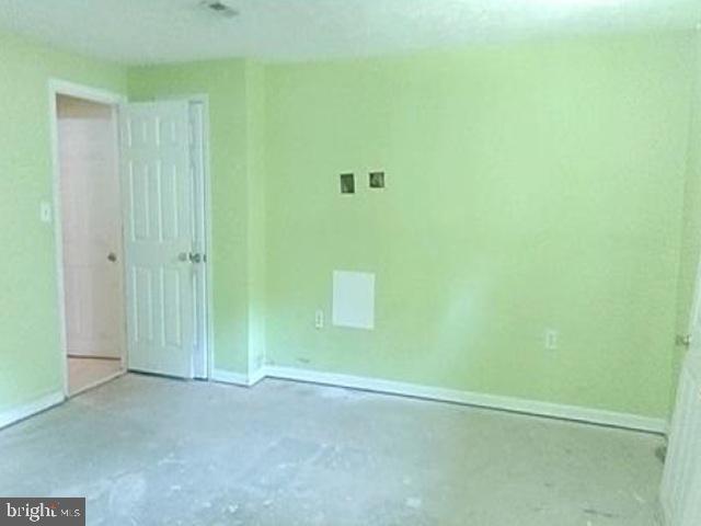 10711 Featherstone Dr Property Photo 9