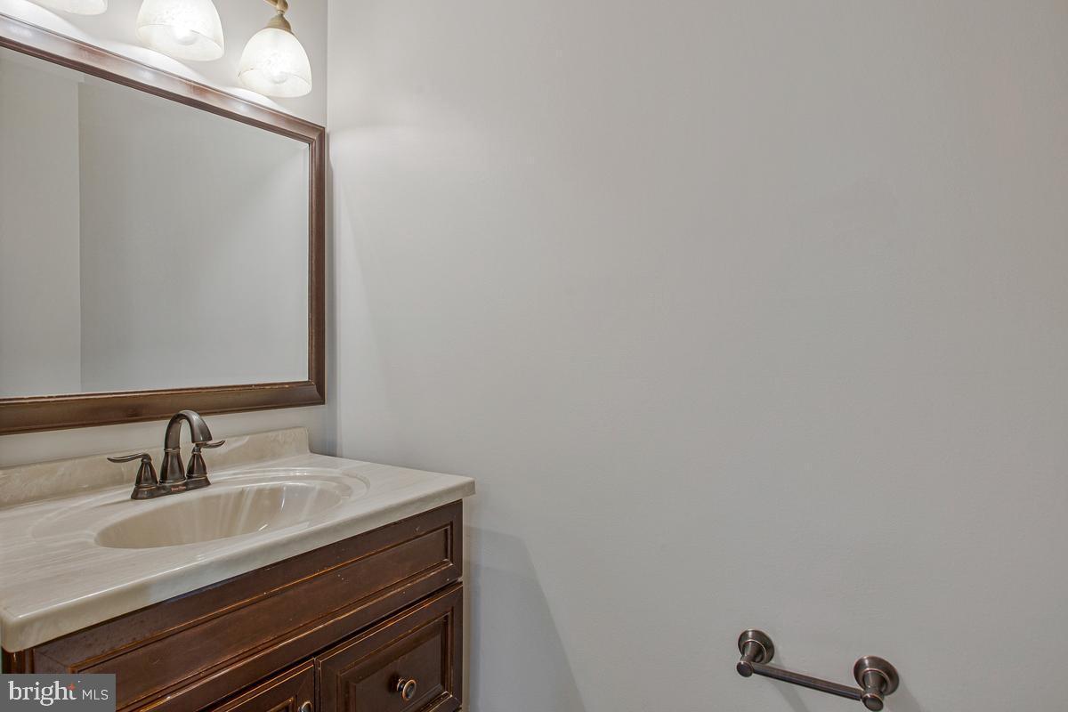 162 Azalea Ct #24-4 Property Photo 7