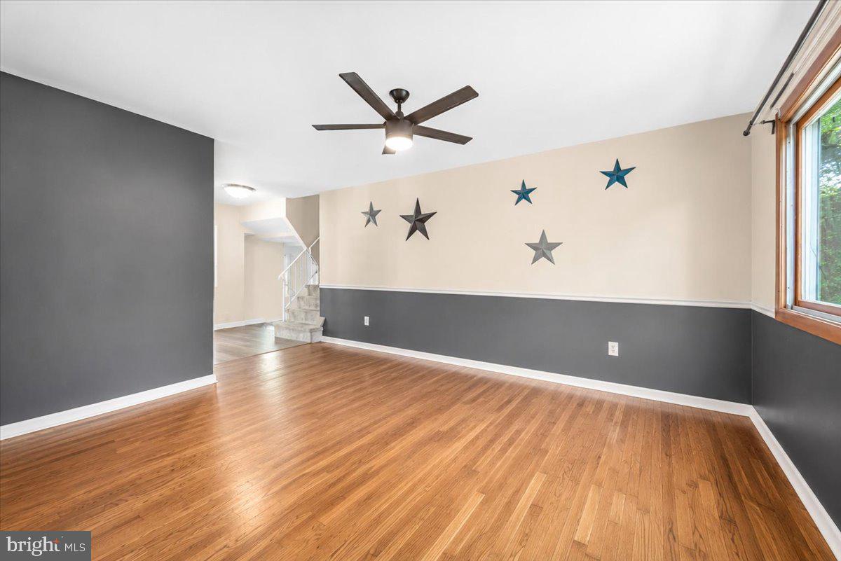 6306 Sandy St Property Photo 4