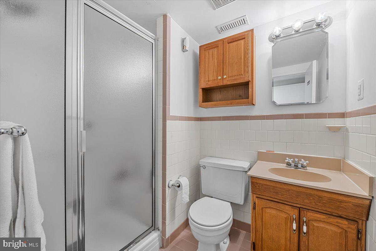 6306 Sandy St Property Photo 26