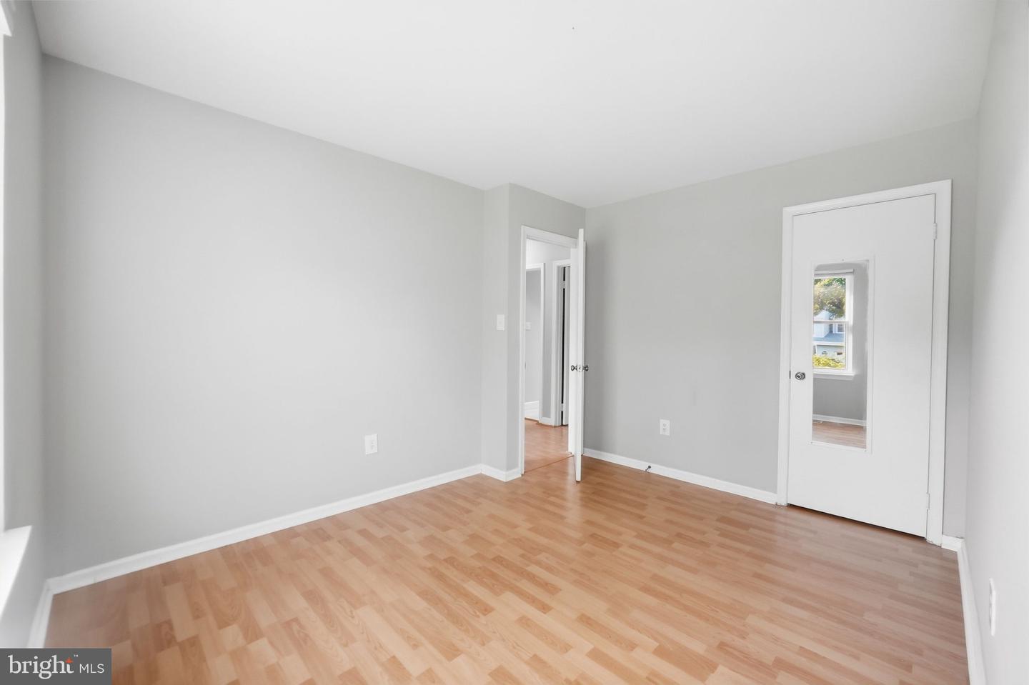 9136 Mchenry Ln Property Photo 21