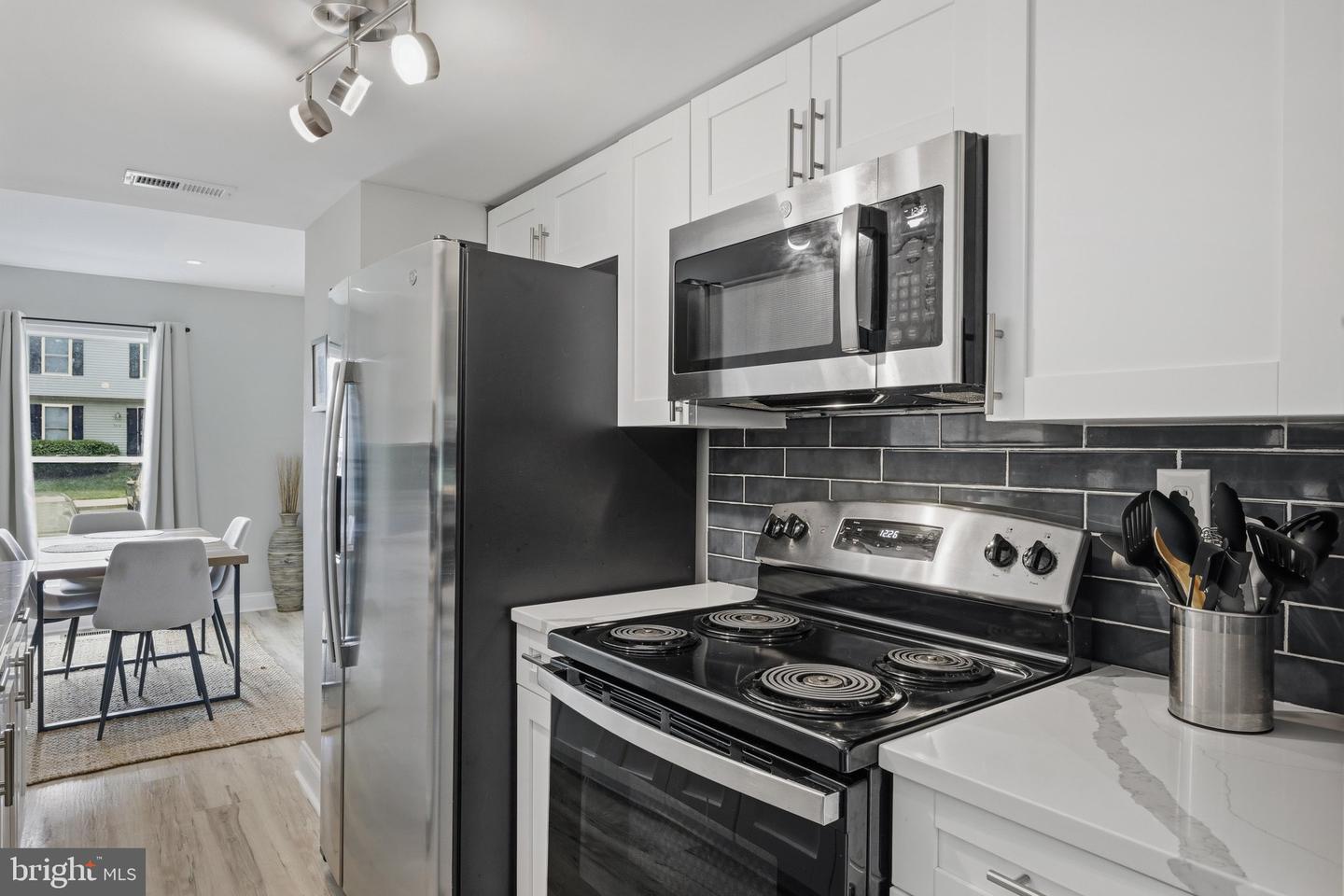 7110 Marbury Ct Property Photo 4
