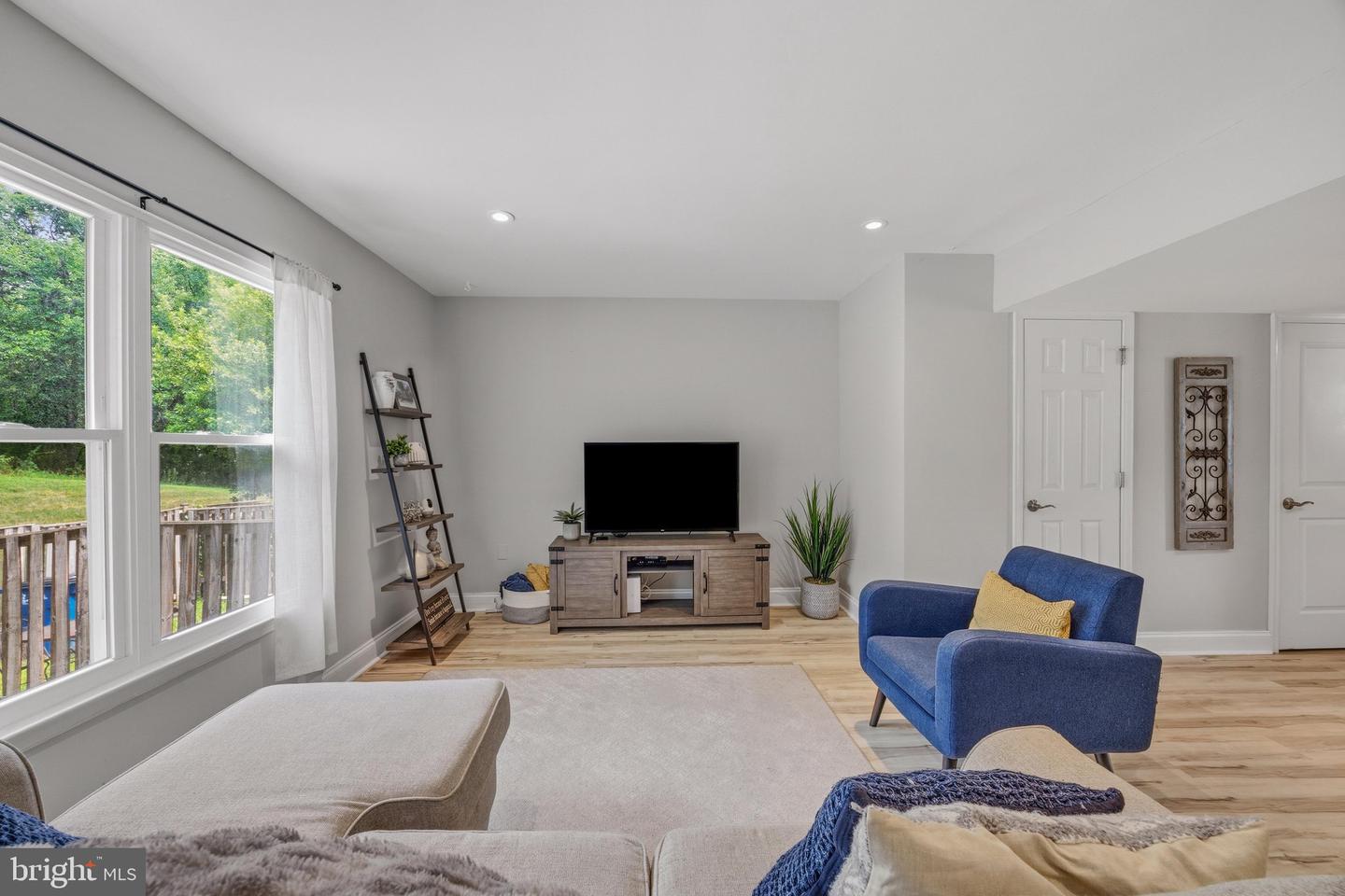 7110 Marbury Ct Property Photo 15