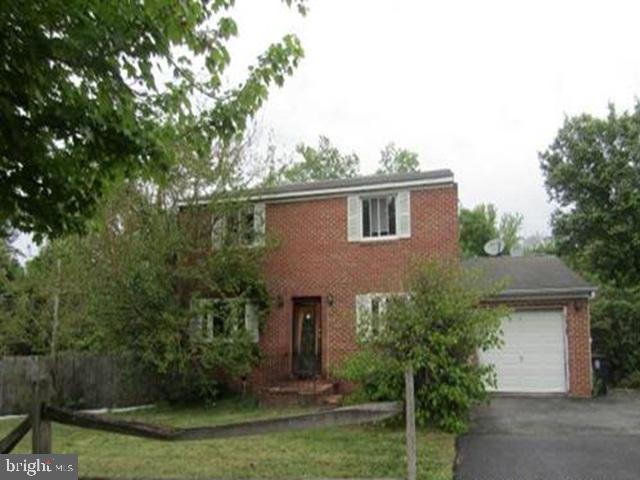 4700 Megan Dr Property Photo 1