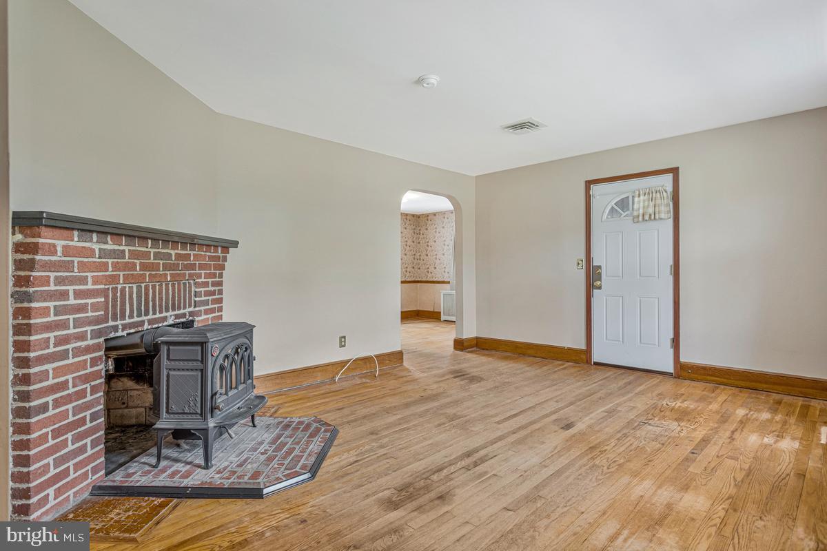 6614 Horseshoe Rd Property Photo 5