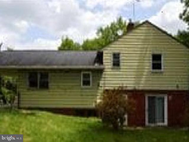 11009 Belton St Property Photo 3