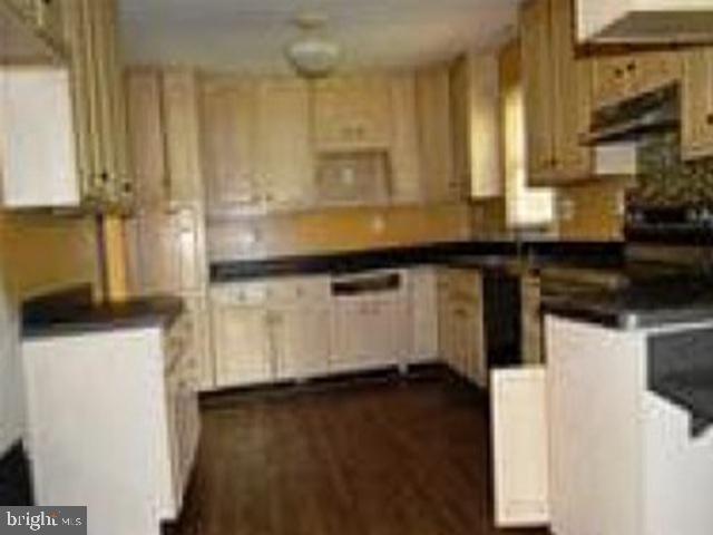 11009 Belton St Property Photo 7