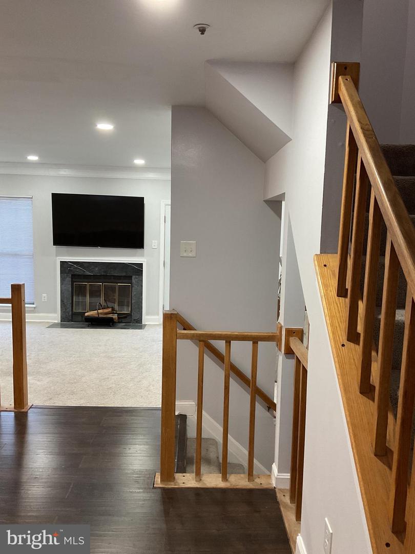 MDPG2211476 Property Photo 11