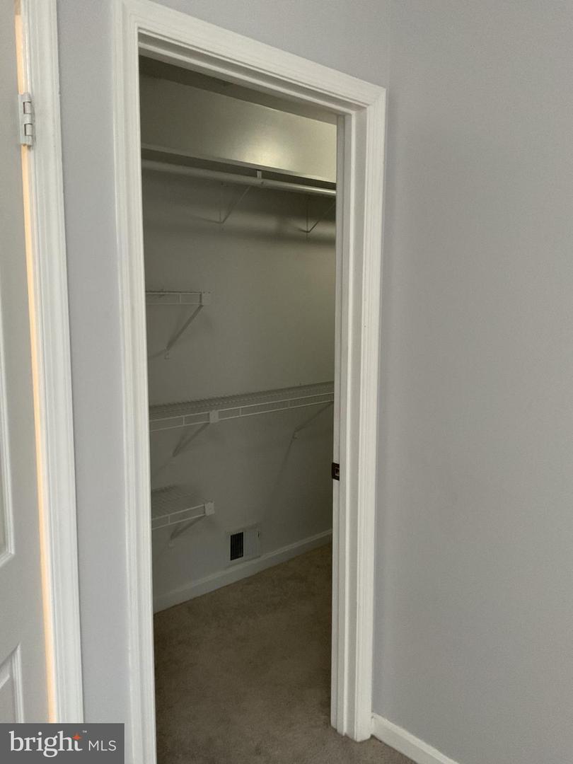 MDPG2211476 Property Photo 22