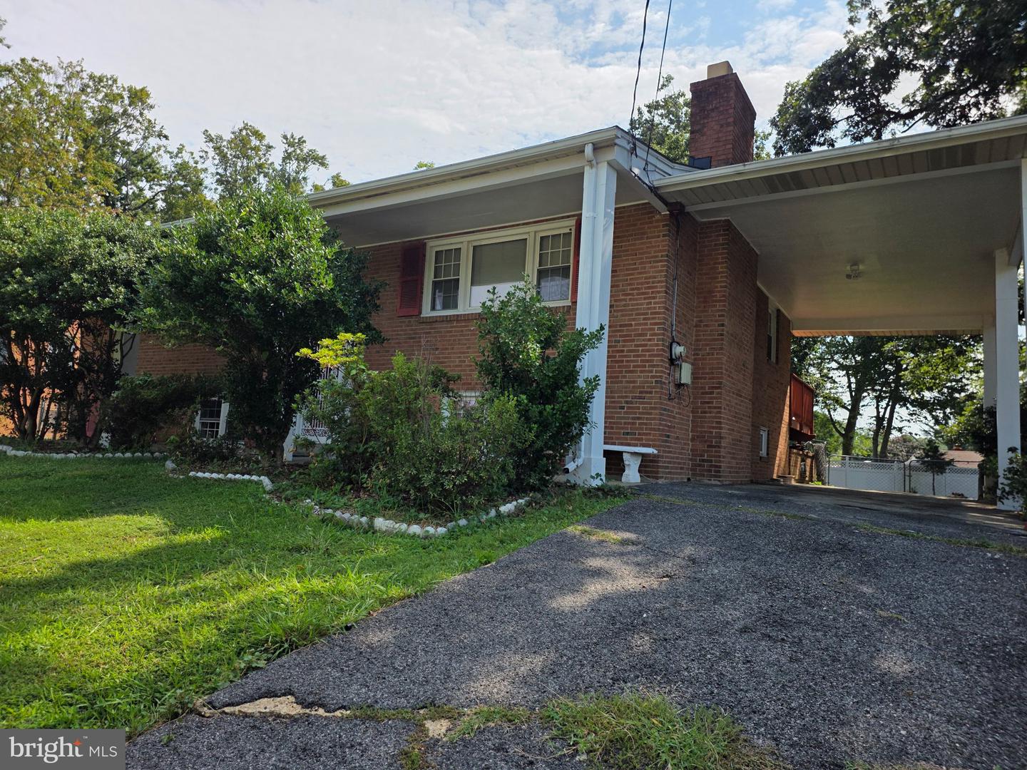 5026 LELAND DR Property Photo 1
