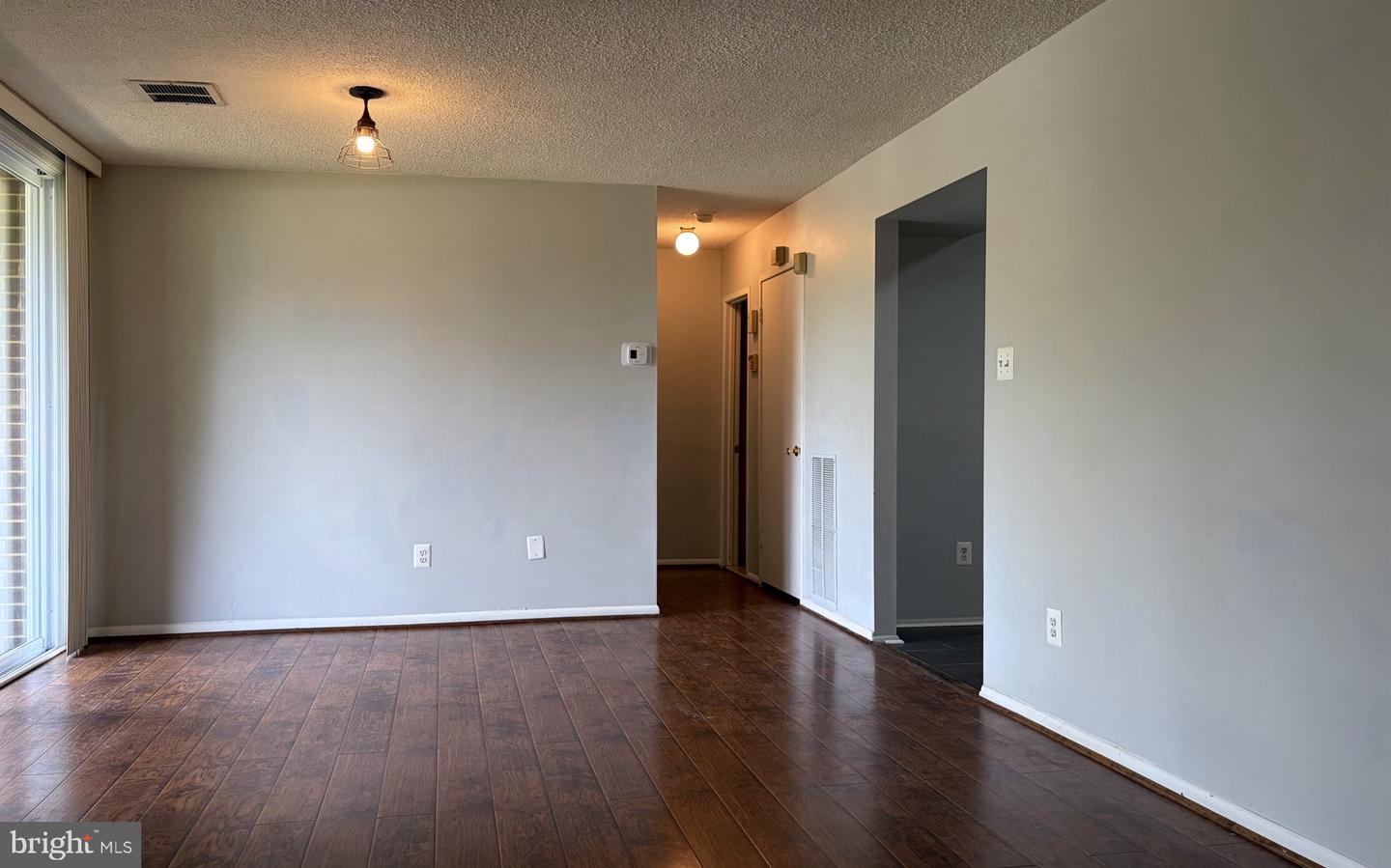 10237 Prince Pl #25-105 Property Photo 10