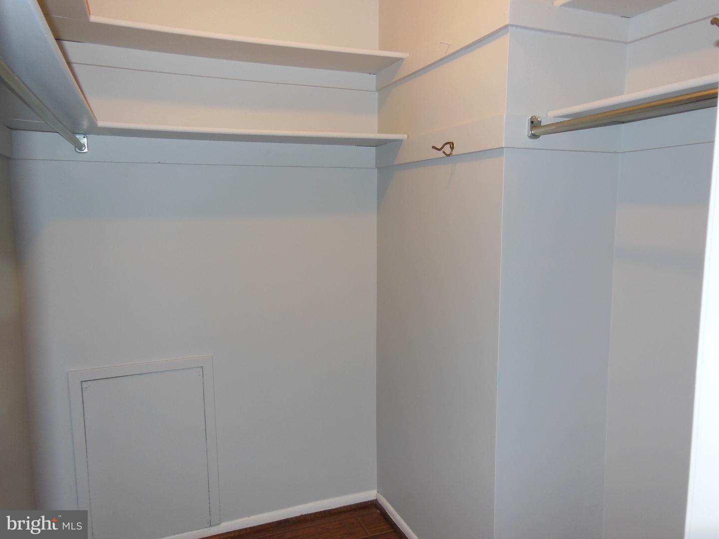 10237 Prince Pl #25-105 Property Photo 21