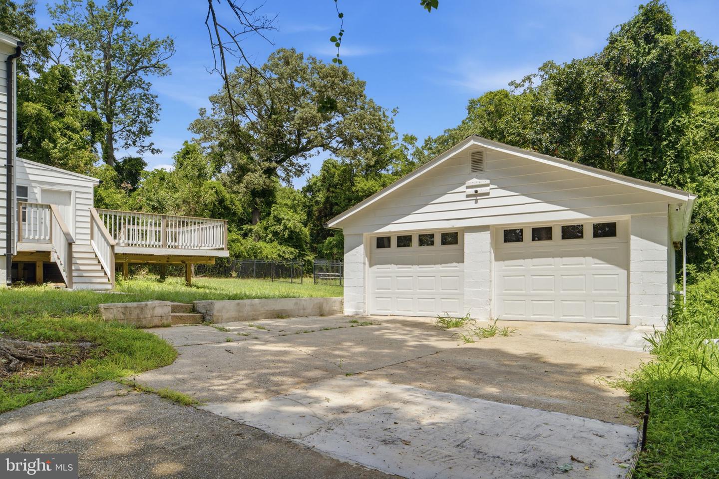 3412 Oaklawn Rd Property Photo 6