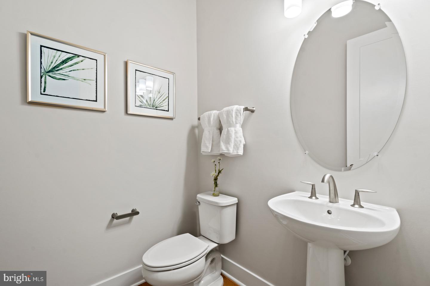 11019 Golden Glow Ave Property Photo 40