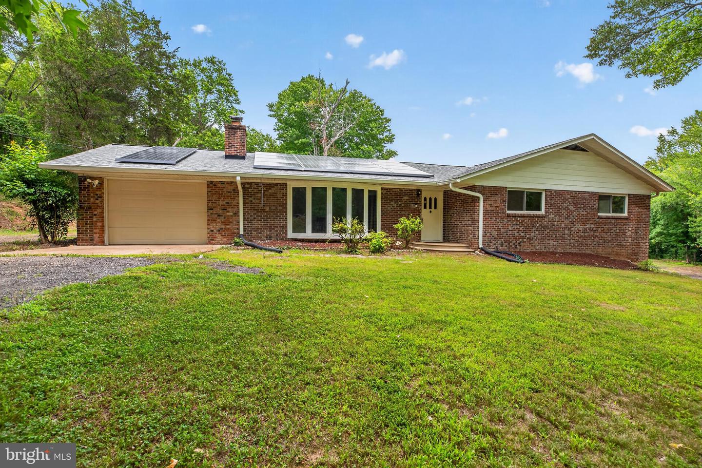 17508 Clinton Dr Property Photo 1