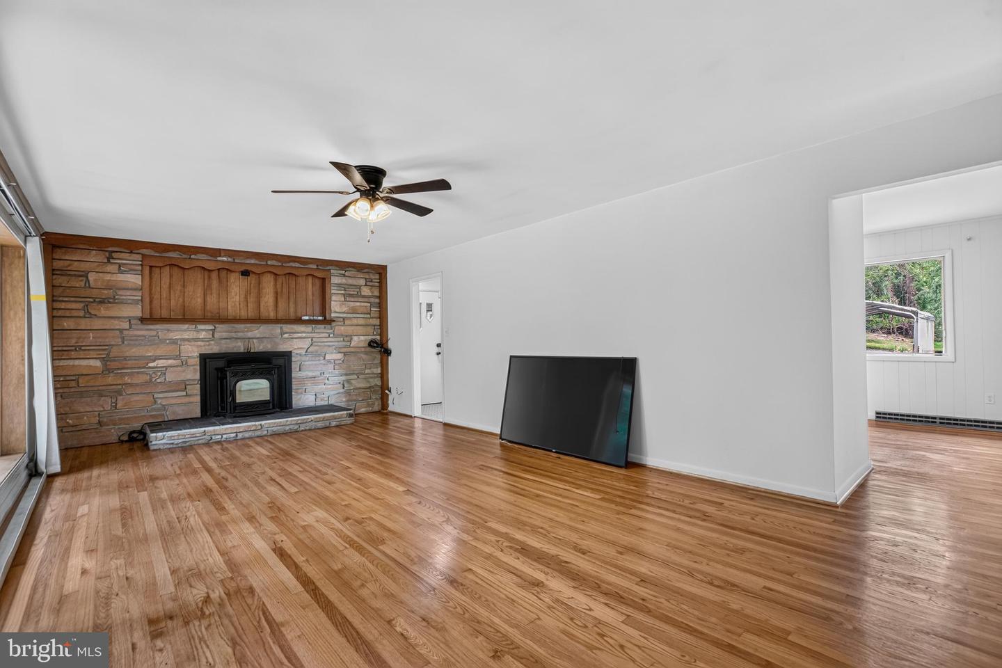 17508 Clinton Dr Property Photo 5