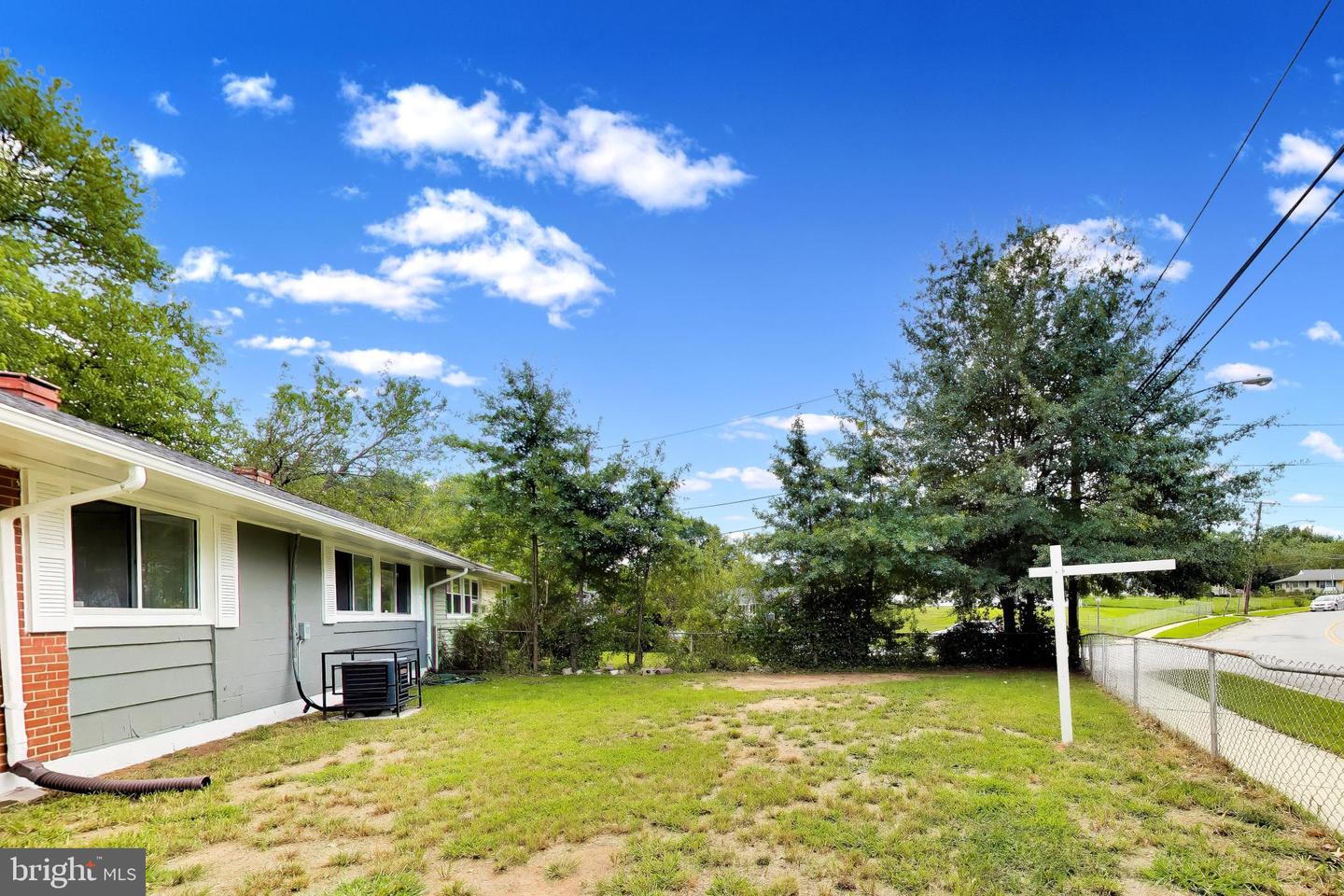 8107 Allendale Dr Property Photo 6