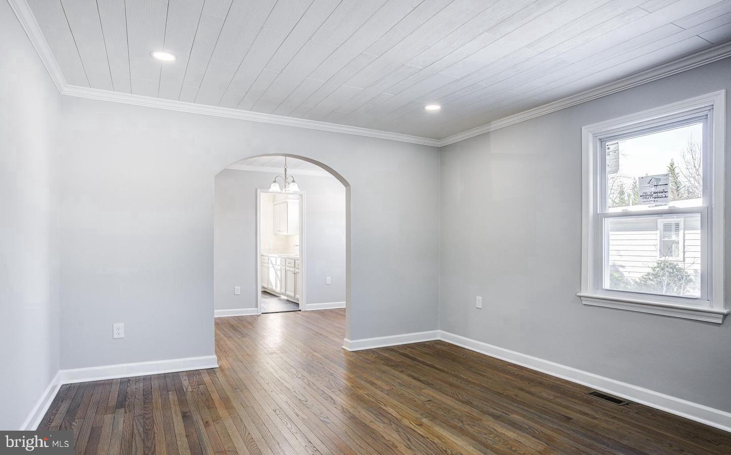 4707 Tuckerman St Property Photo 2