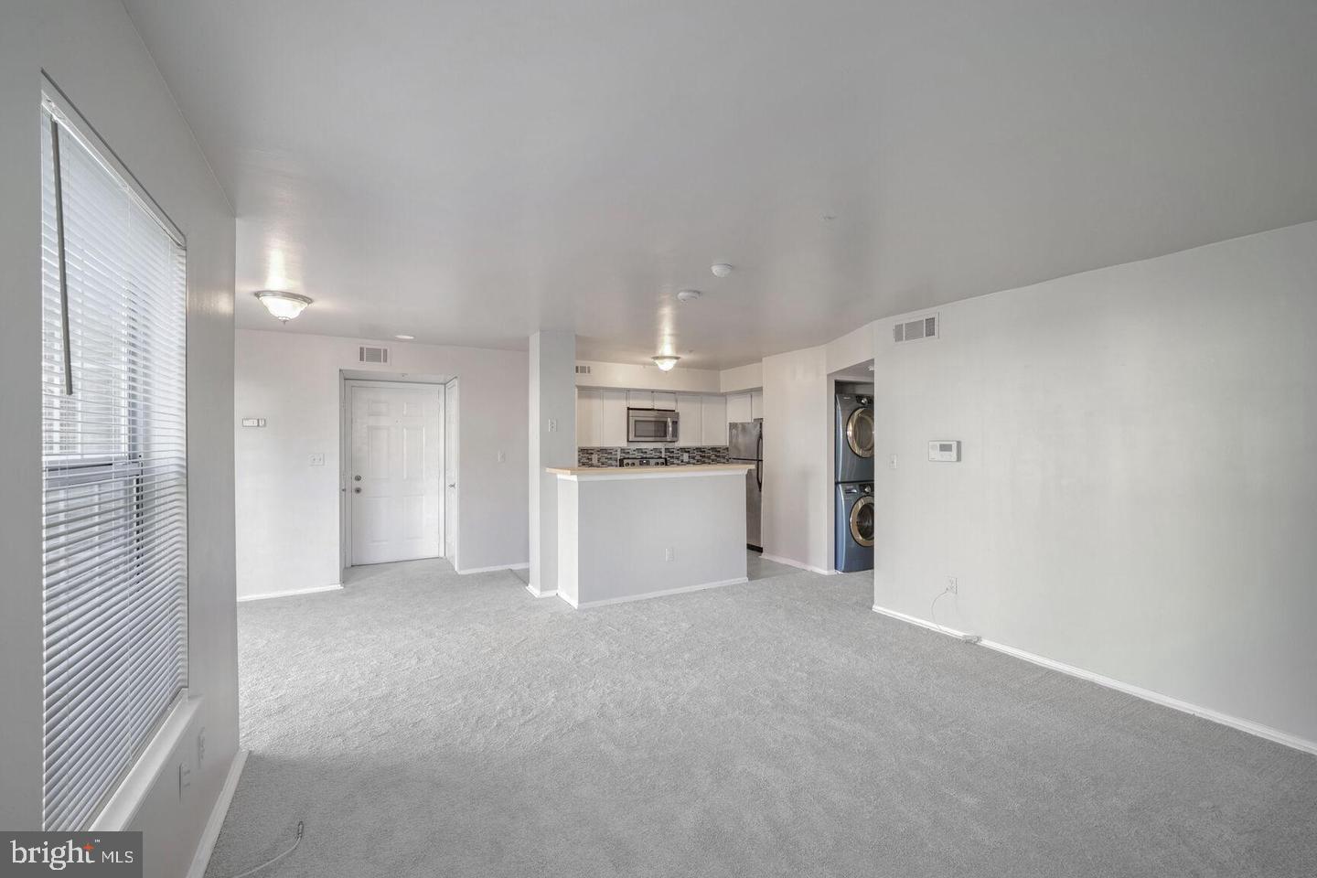 14000 Lord Marlborough Pl #18-1 Property Photo 5
