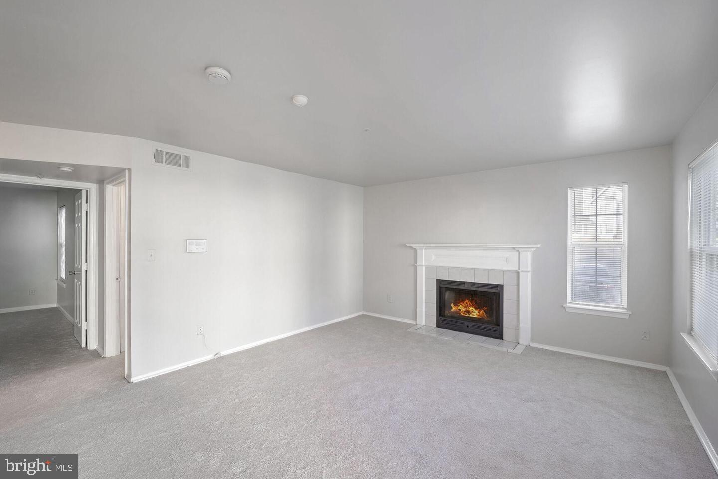 14000 Lord Marlborough Pl #18-1 Property Photo 12
