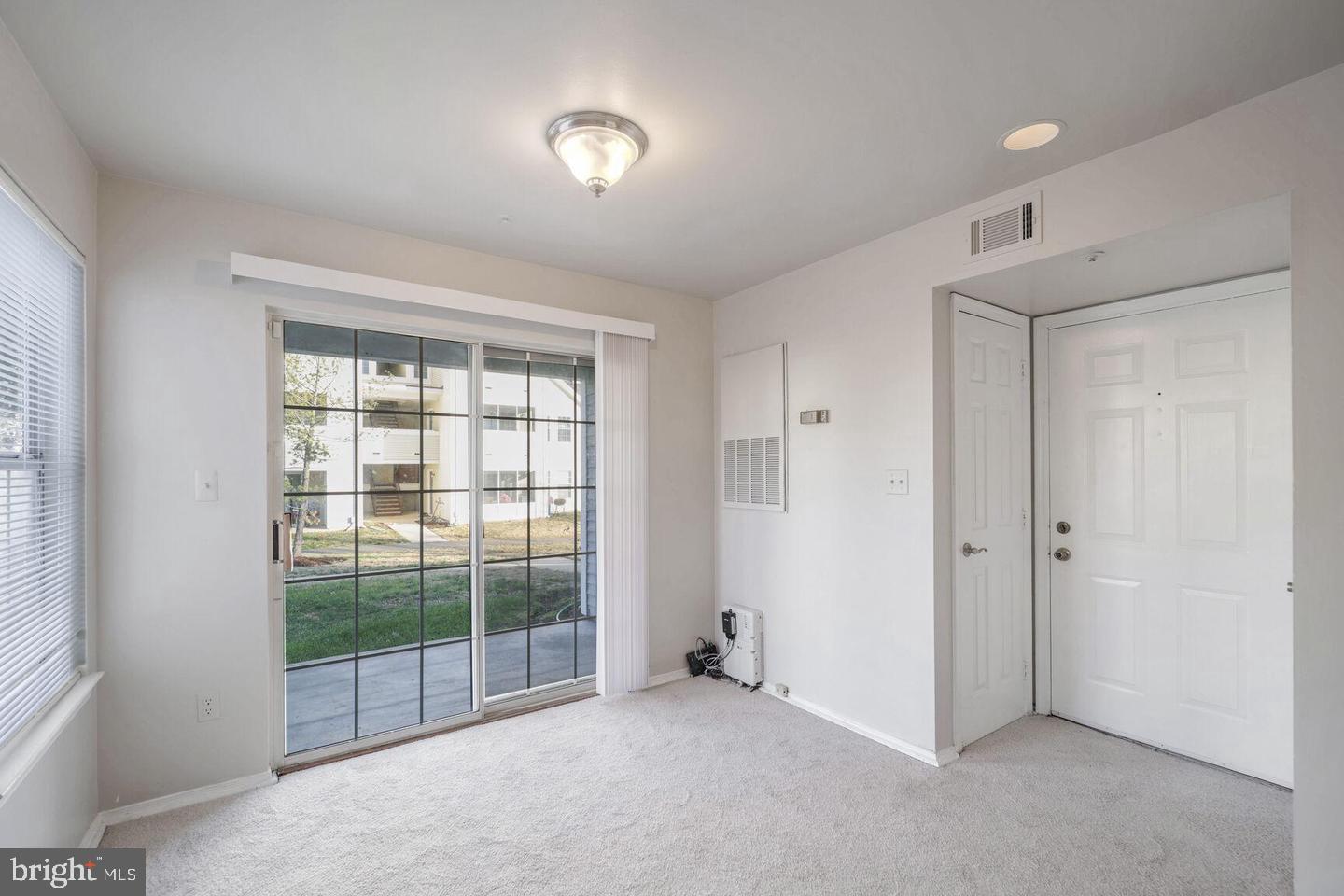 14000 Lord Marlborough Pl #18-1 Property Photo 21
