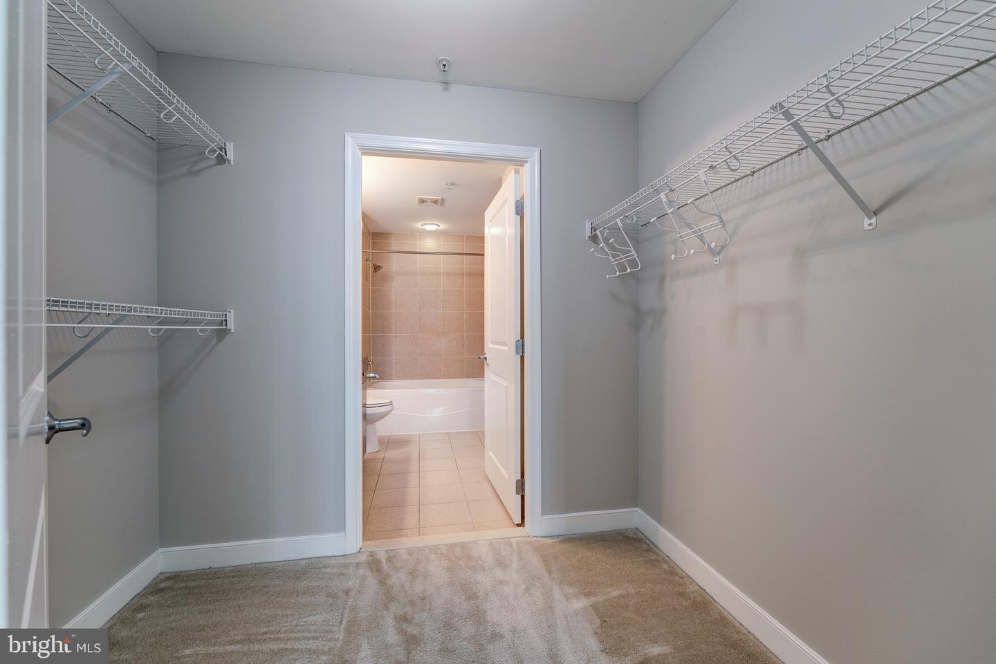 155 Potomac #432 Property Photo 14