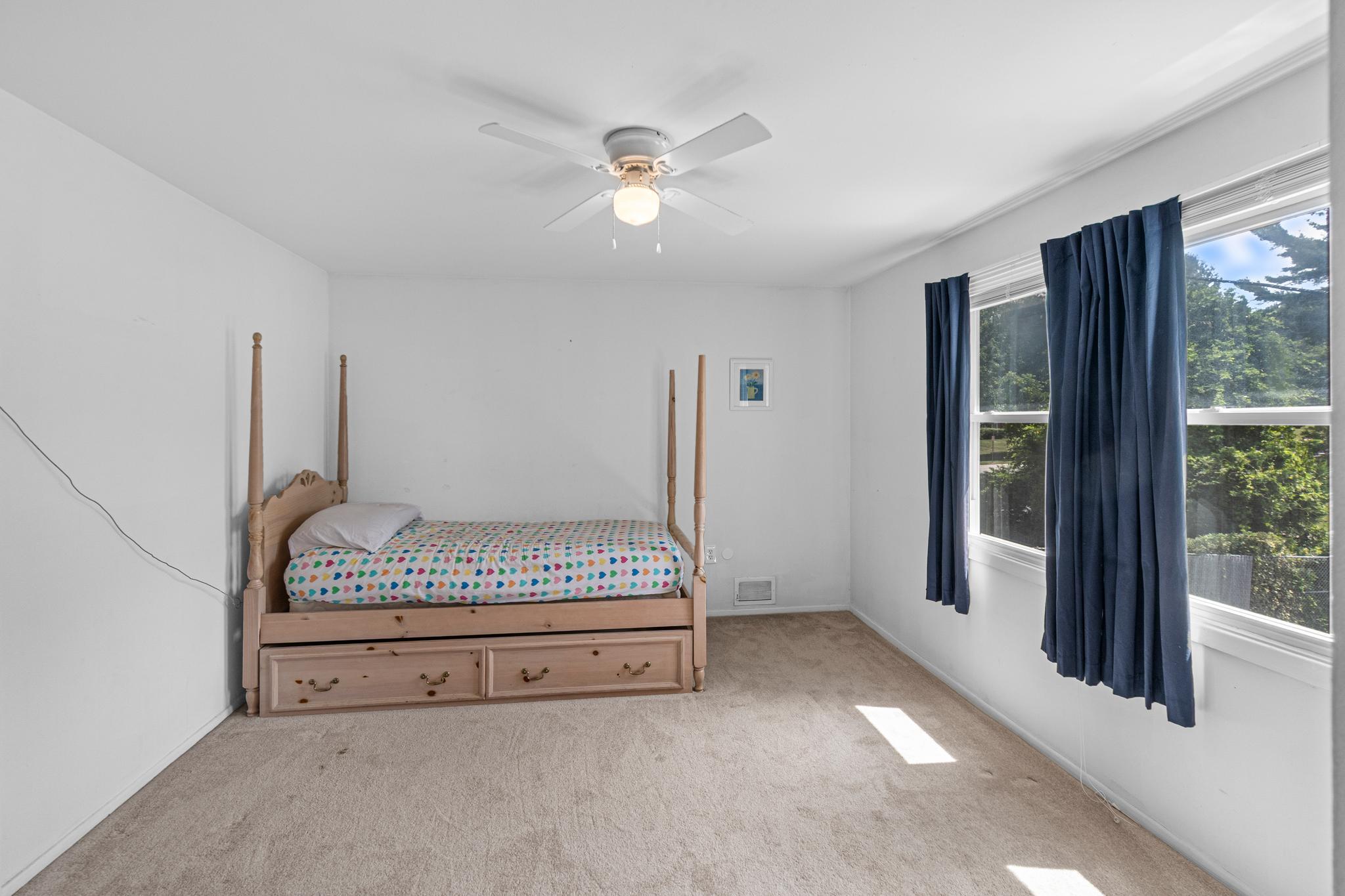 12422 Sarah Ln Property Photo 36