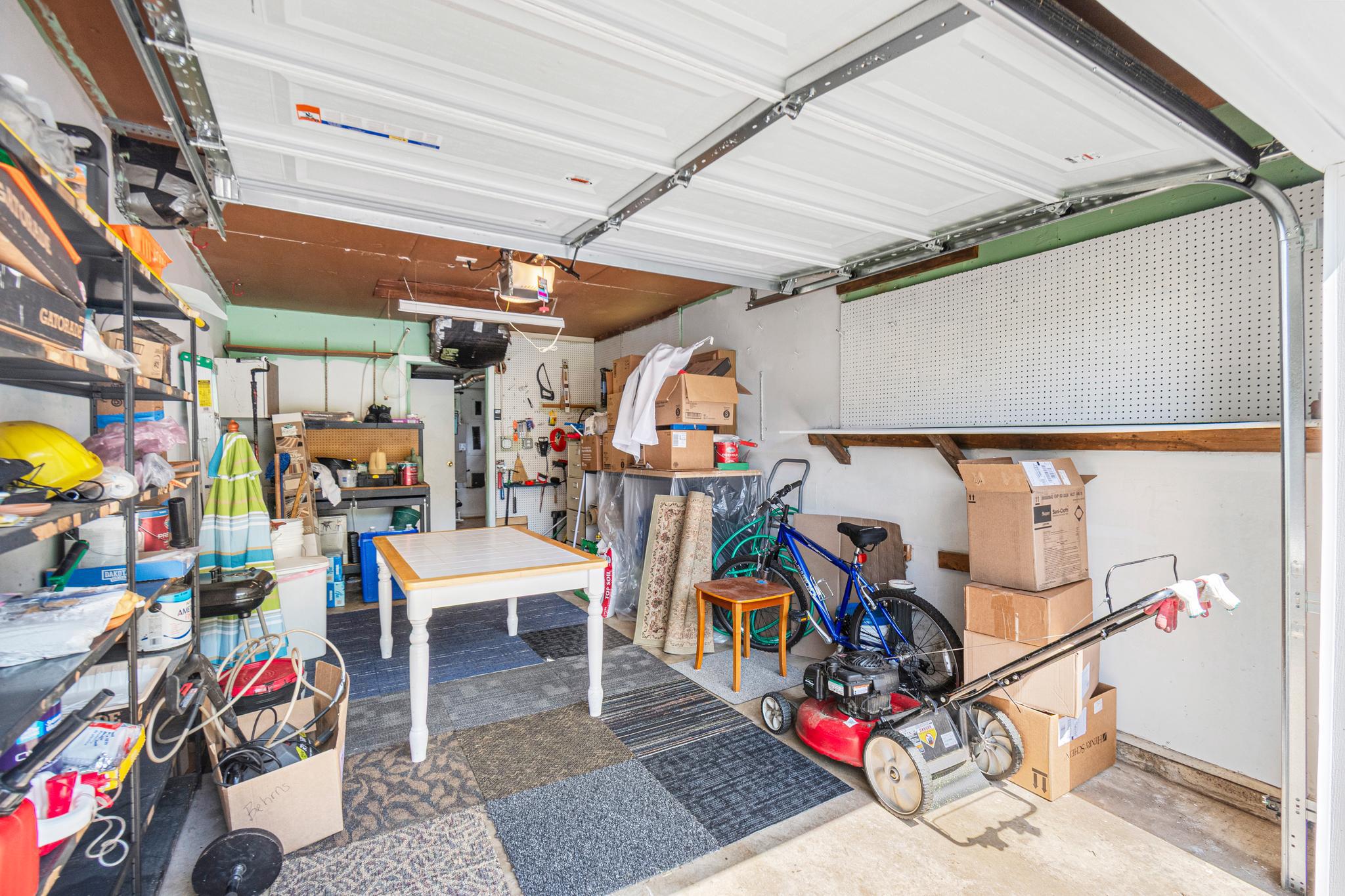 12422 Sarah Ln Property Photo 45