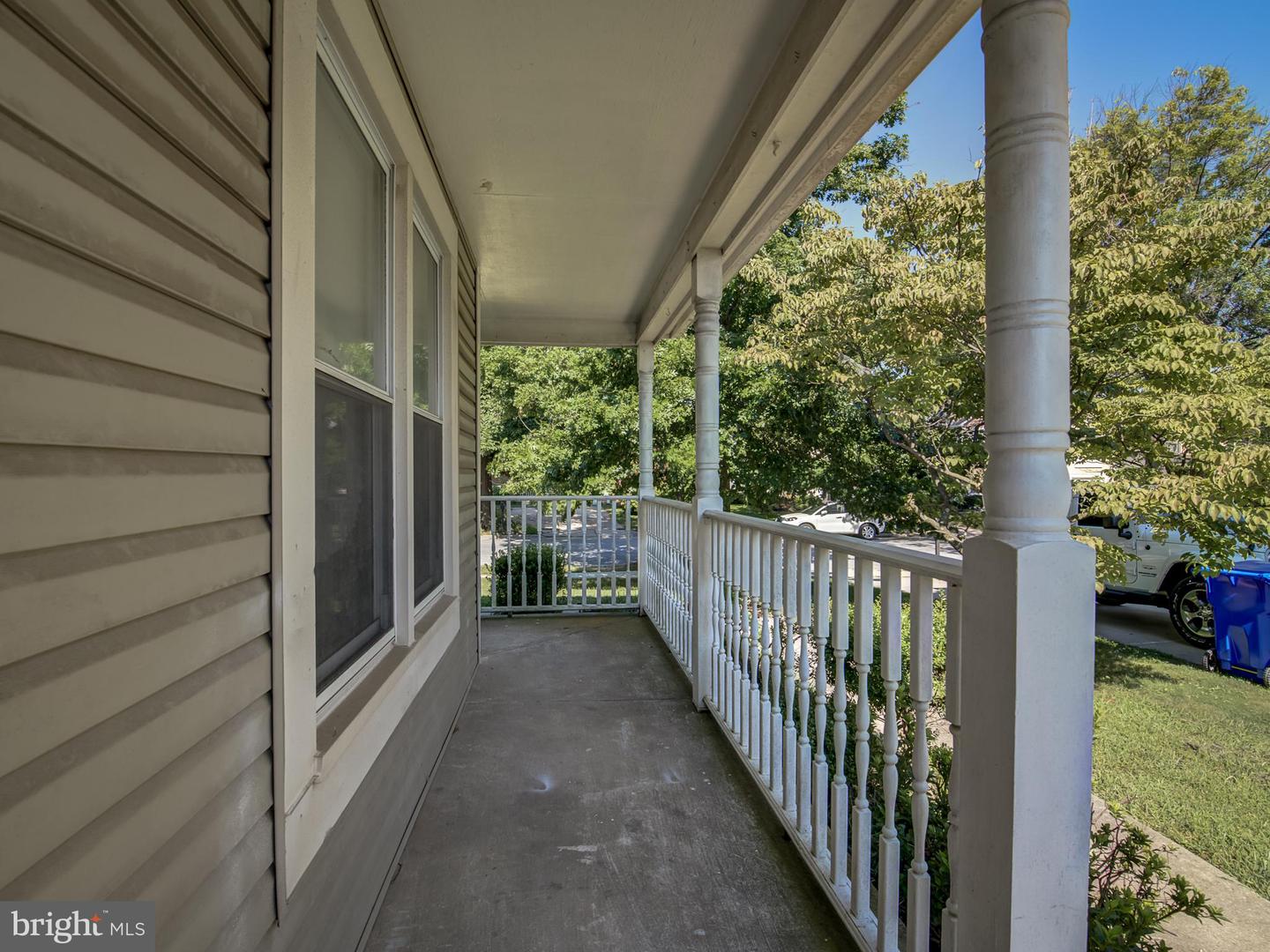 13907 Concord Ave Property Photo 3