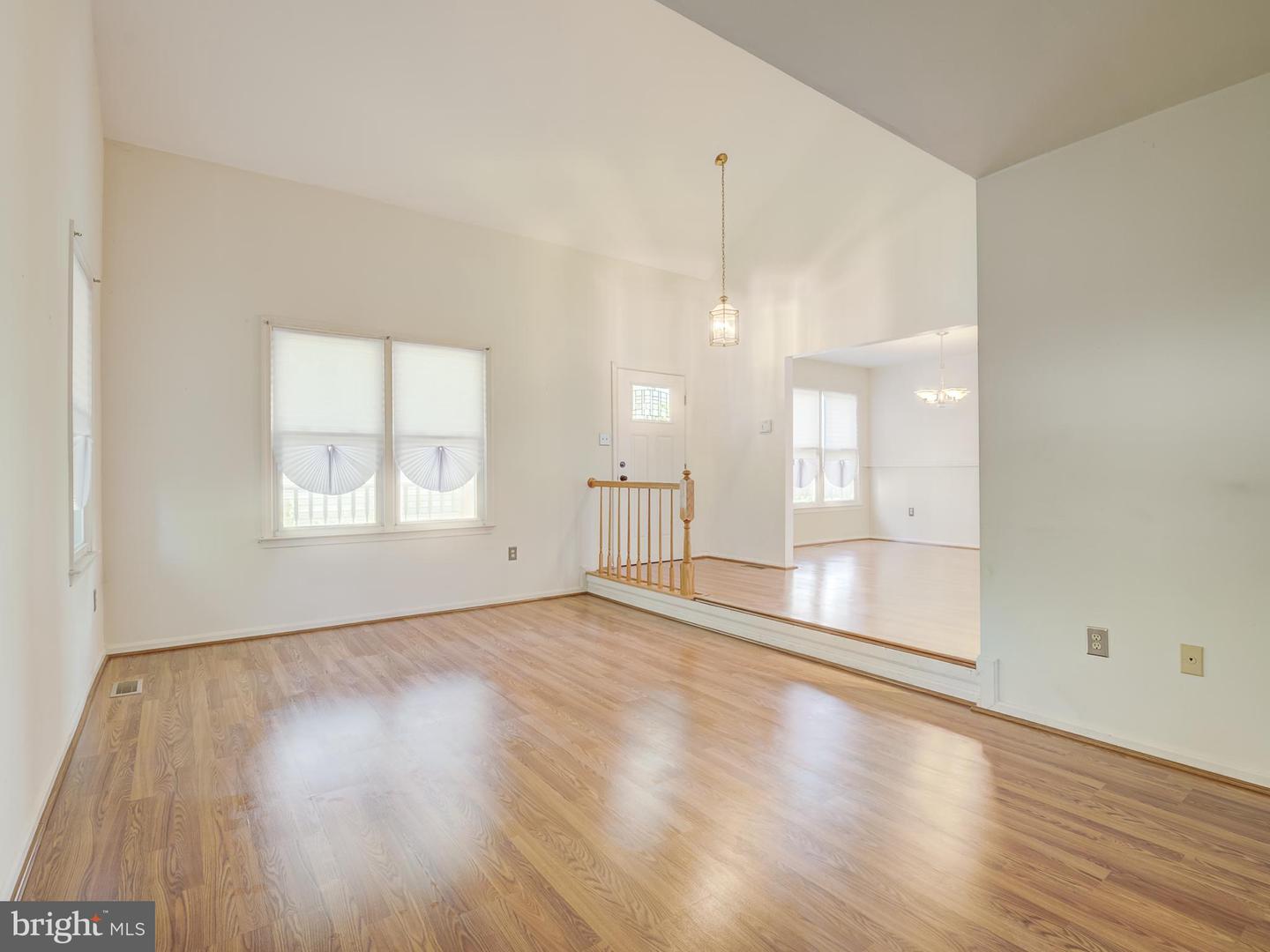 13907 Concord Ave Property Photo 10
