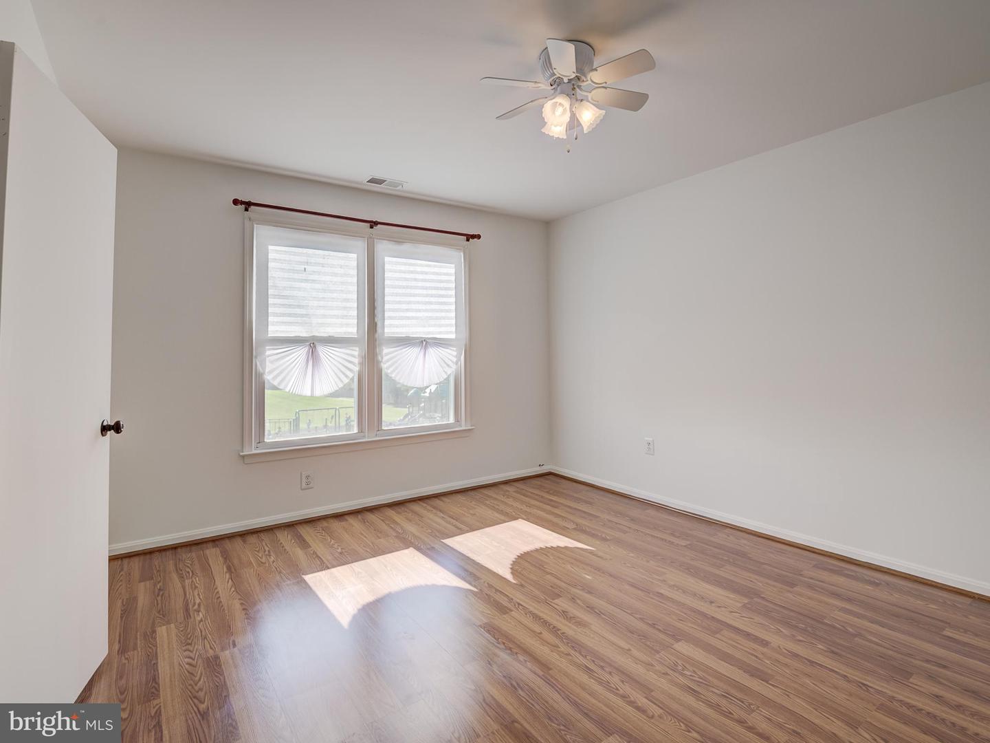 13907 Concord Ave Property Photo 41