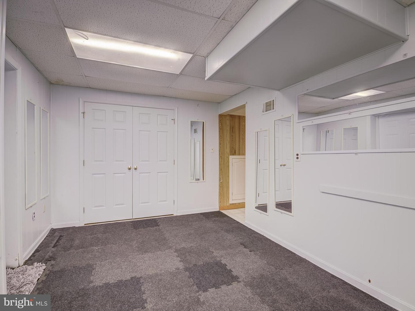 13907 Concord Ave Property Photo 42